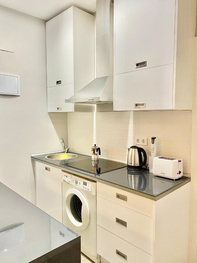 Centro De Carabanchel Calle Binefar Apartment *
