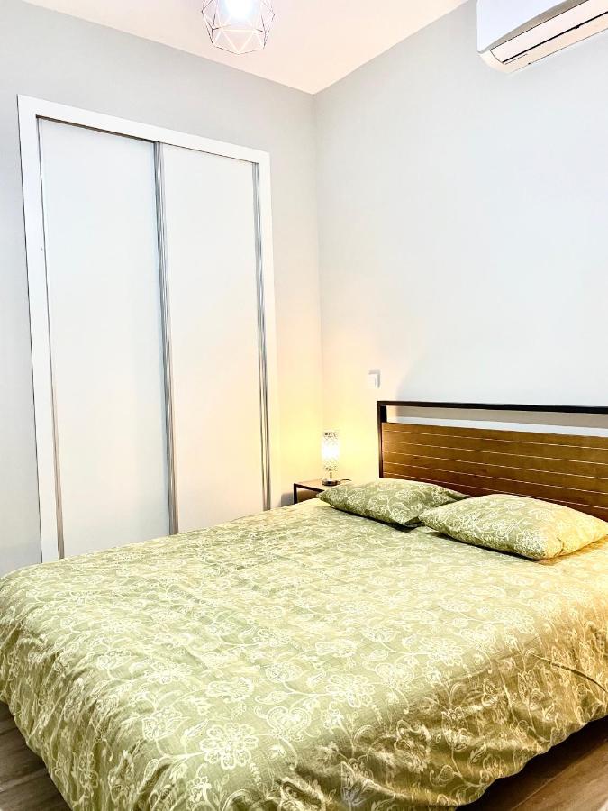 Centro De Carabanchel Calle Binefar Apartment